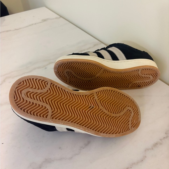 Adidas Campus 00s Shoes - Picture 5 of 7